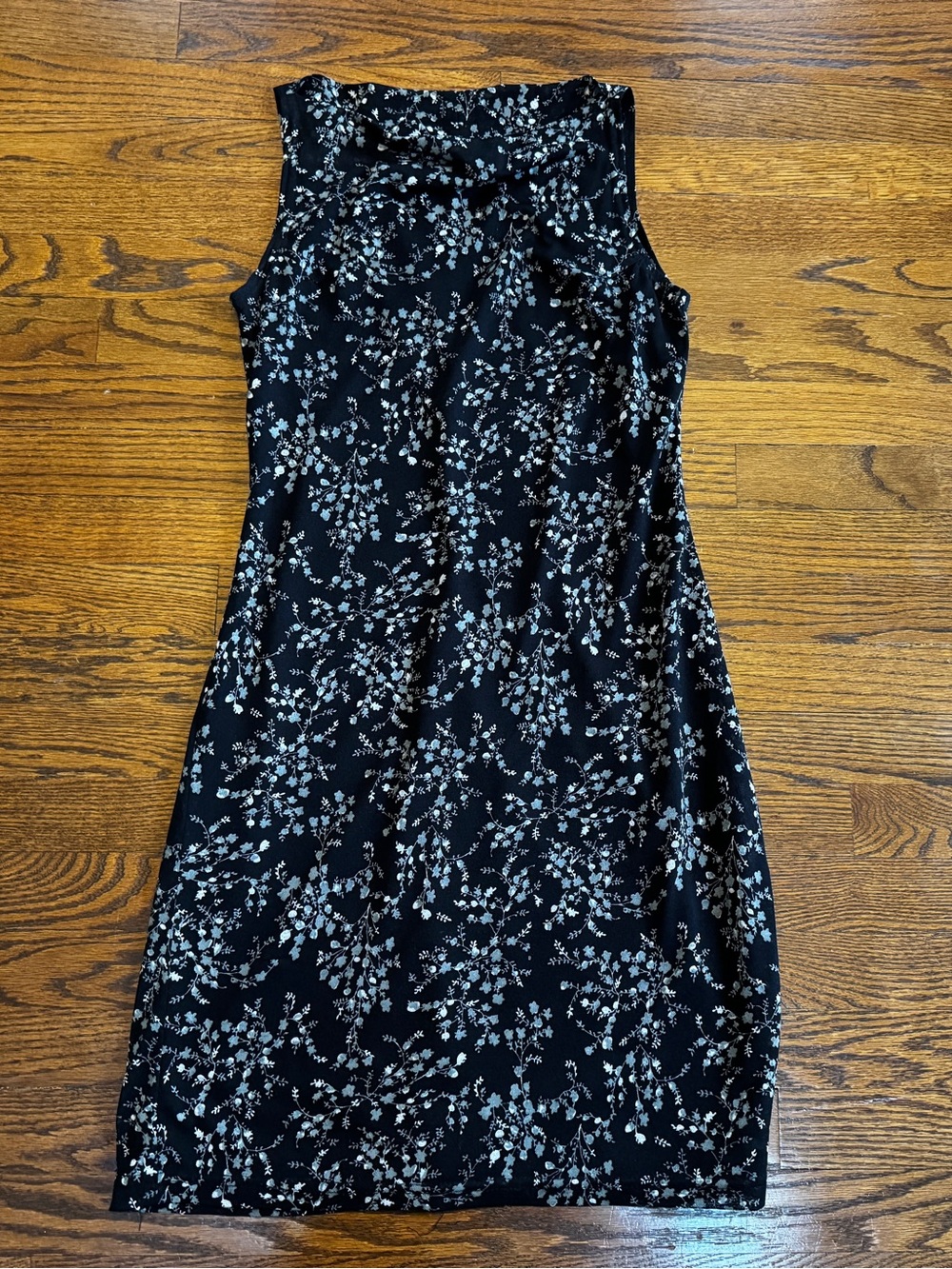 Jonathan Martin Black White Floral Shift Dress M Sleeveless Boat Neck